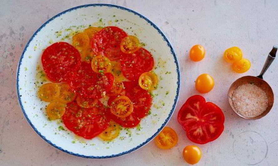 Рецепт карпачча из помидоров с имбирно-цитрусовой заправкой
