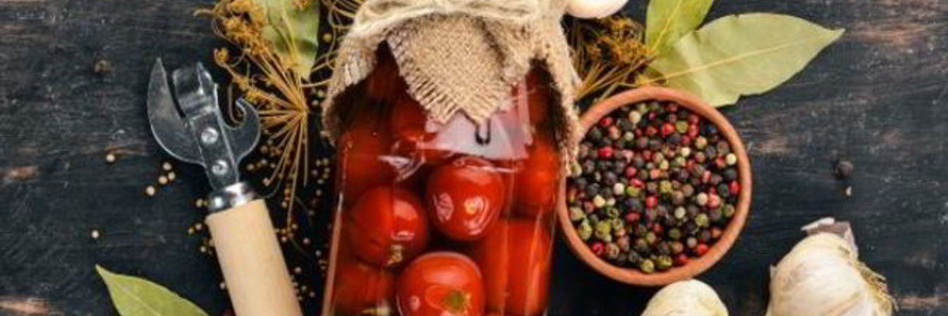 Маринованные помидоры с кориандром и перцем