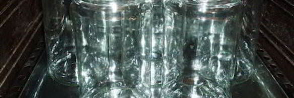 маринованные помидоры с сельдереем и луком