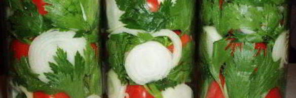 маринованные помидоры с сельдереем и луком