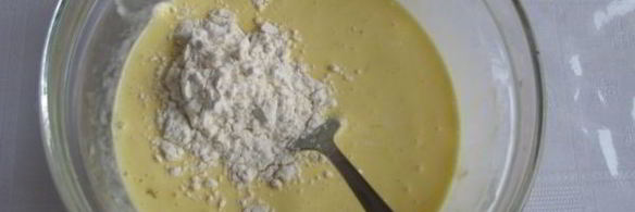 брокколи в сырном омлете с чесноком