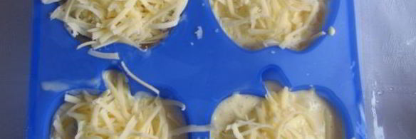 брокколи в сырном омлете с чесноком