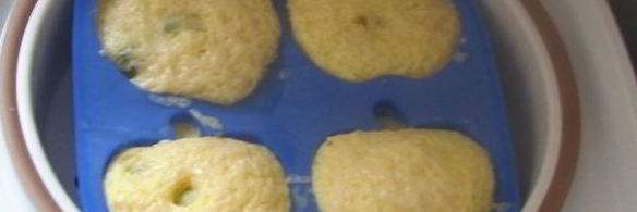 брокколи в сырном омлете с чесноком