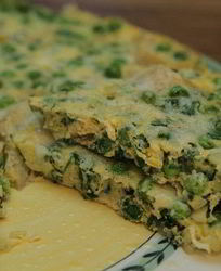 Фриттата с артишоками и зеленым горошком