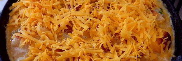 фриттата с грибами, чеддером и тостами