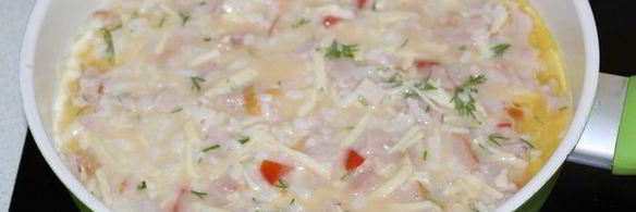фриттата с копченой куринной грудкой и рисом