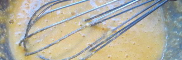 фриттата с цветками цукини