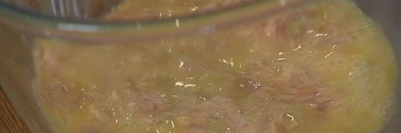 фриттата с тунцом, кабачком и сладким перцем