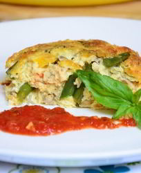 Фриттата со стручковой фасолью помидорами черри и грибами