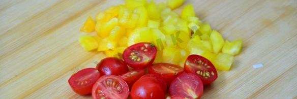 фриттата со стручковой фасолью помидорами черри и грибами