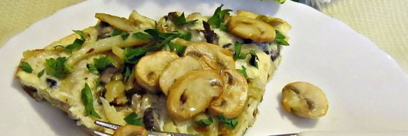 Грибная фриттата с картофелем и луком-пореем