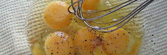 грибная фриттата с картофелем и луком-пореем