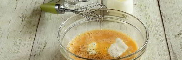 омлет на сметане на сковороде