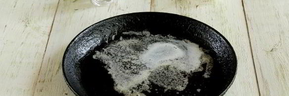 омлет на сметане на сковороде