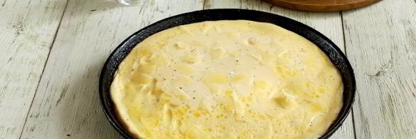 омлет на сметане на сковороде