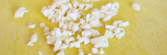 омлет с картошкой на сковороде