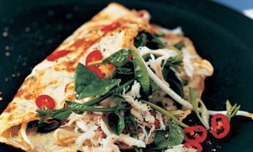 Рецепт омлета с крабами и чили