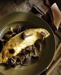 Омлет с лесными грибами