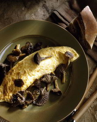 Омлет с лесными грибами