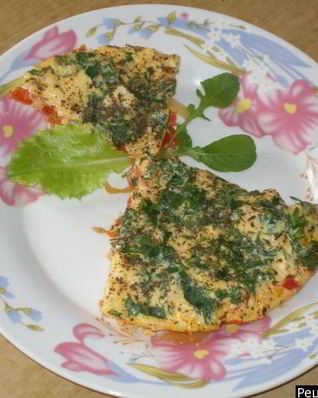 Омлет с овощами и сыром