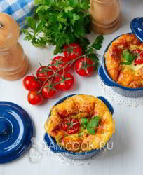 Омлет с помидорами и сыром в духовке