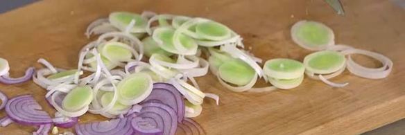 омлет с помидорами и цветной капустой