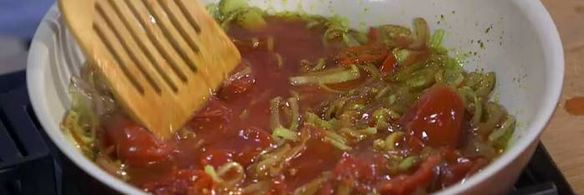 омлет с помидорами и цветной капустой