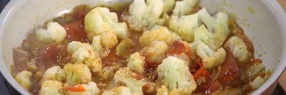 омлет с помидорами и цветной капустой