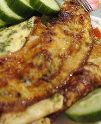 Омлет с соевым соусом и тимьяном