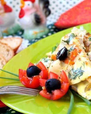 Омлет с цветной капустой по-средиземноморски