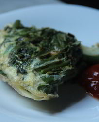 Омлет со стручковой фасолью и луком