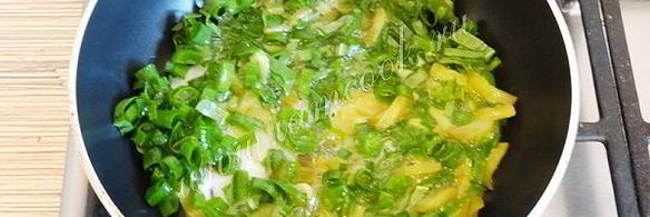 омлет весенний с зеленью