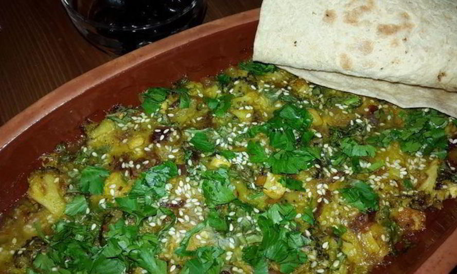 Рецепт постного омлета с овощами, запеченный в глиняных тарелках