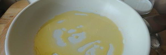 сладкий омлет с яблоком