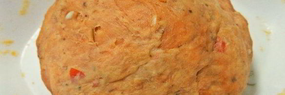 фасолевый паштет на томатных крекерах