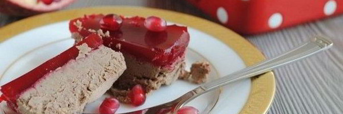 Куриный паштет под гранатовым желе