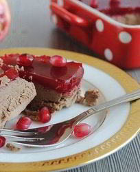 Куриный паштет под гранатовым желе