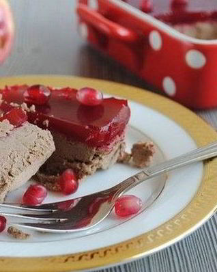 Куриный паштет под гранатовым желе