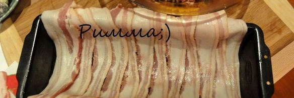 мясной паштет с вялеными томатами, перепелиными яйцами и фисташками