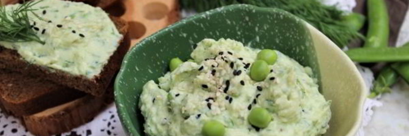 Паштет из авокадо и творога