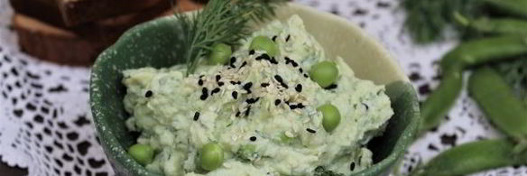 паштет из авокадо и творога