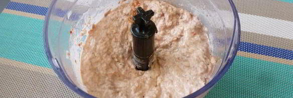 паштет из фасоли с кинзой и паприкой