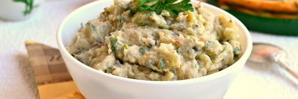 паштет из фасоли с луком и оливками