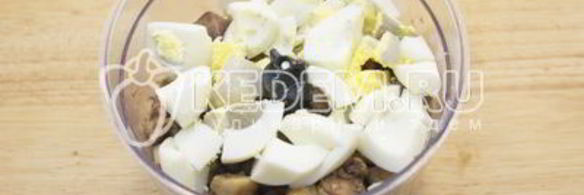 паштет из куриной печени праздничный