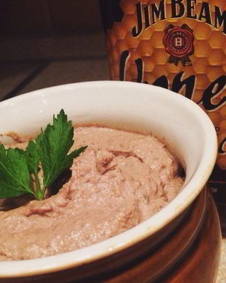 Паштет из куриной печени с бурбоном