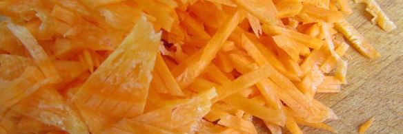 паштет из куриных желудков с морковью и луком