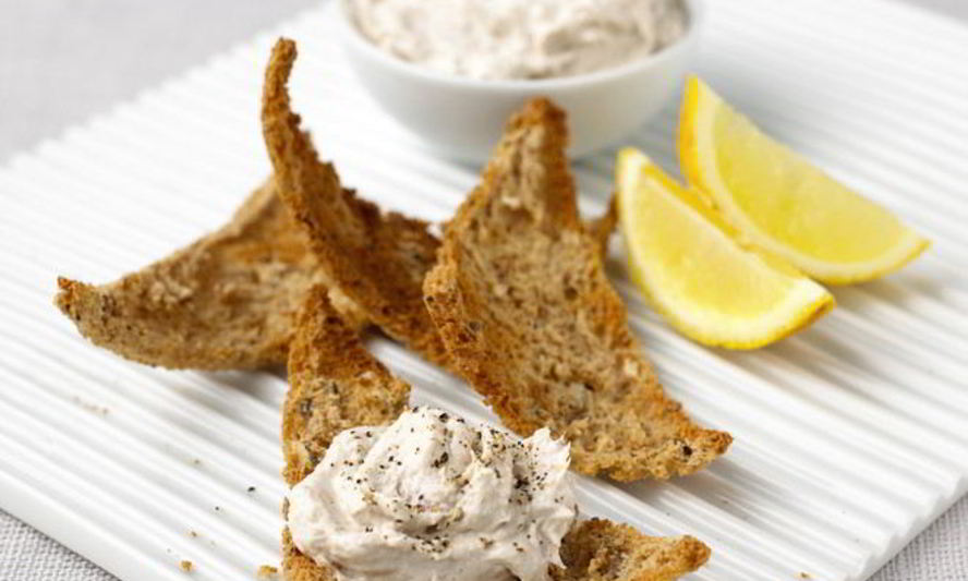 Рецепт паштета из сала с чесноком