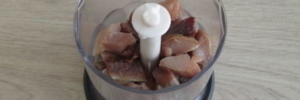 паштет из селедки и яблок