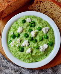Паштет из зеленого горошка