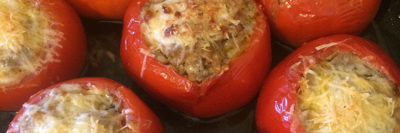 Помидоры фаршированные грибами, фаршем и сыром